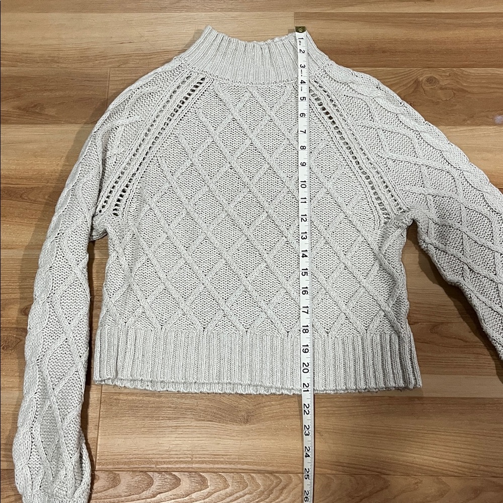 🍂 Cable Knit Sweater - Picture 7 of 7